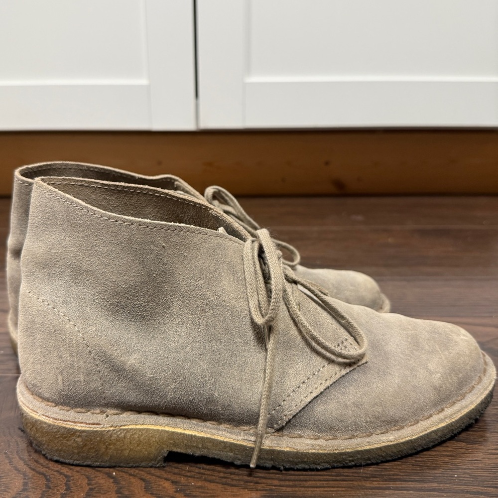 Charks Original gray lace up booties